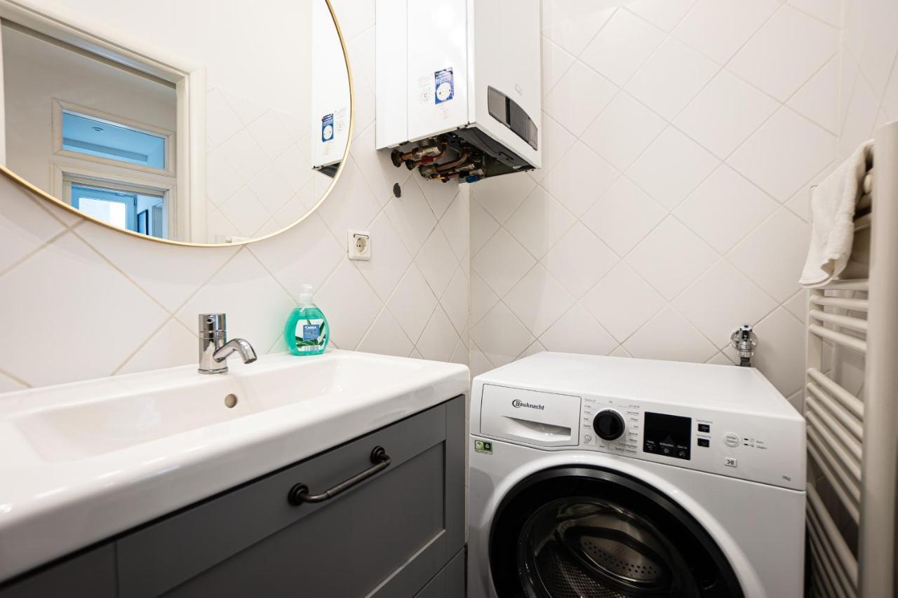 Brand-New Apartment In The 17Th District Of فيينا المظهر الخارجي الصورة